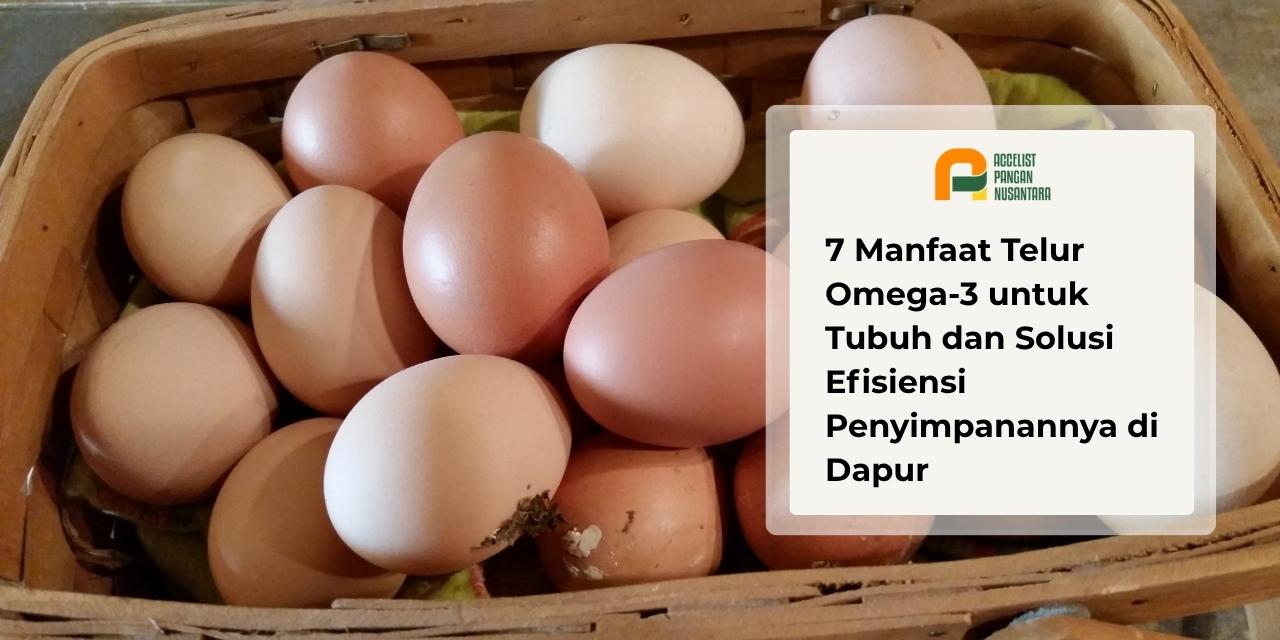 Deretan telur omega-3 dengan cangkang berwarna cokelat di rak penyimpanan.