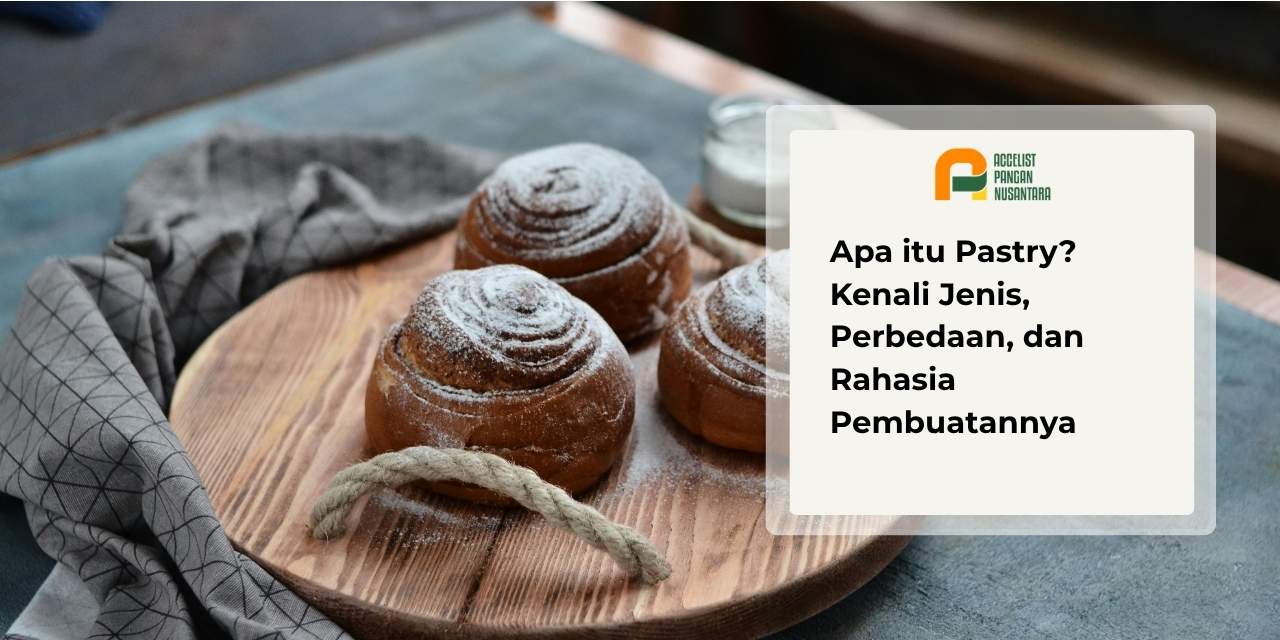 Beragam jenis pastry lezat dan renyah yang baru dipanggang.